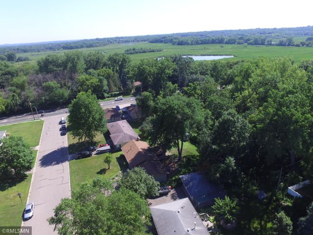 8942 York Road S, Bloomington, MN 55431