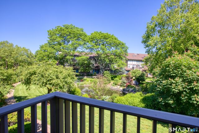 1465 East Putnam Avenue 327, Greenwich, CT 06870