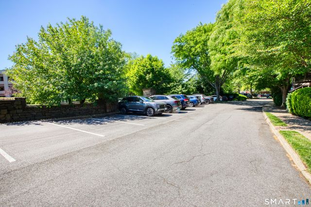 1465 East Putnam Avenue 327, Greenwich, CT 06870