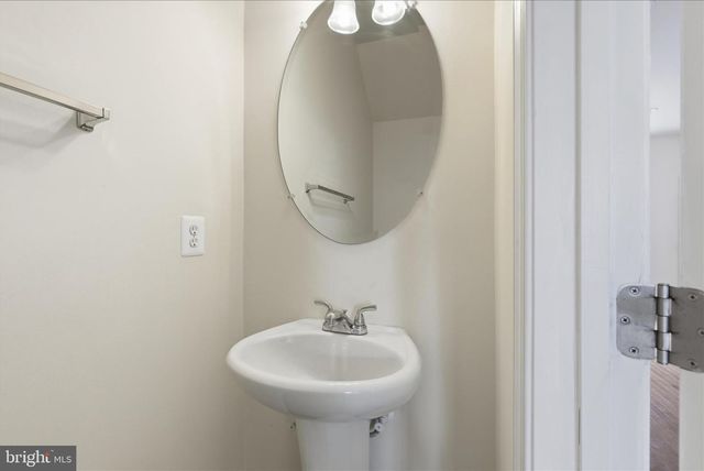 15704 JOHN DISKIN CIR, Woodbridge, VA 22191