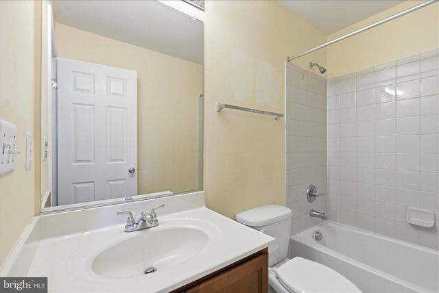 15704 JOHN DISKIN CIR, Woodbridge, VA 22191