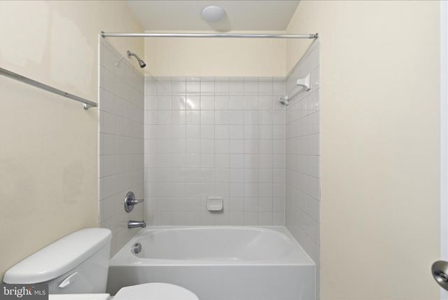 15704 JOHN DISKIN CIR, Woodbridge, VA 22191