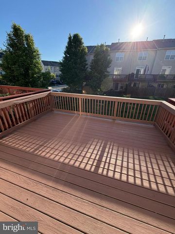 15704 JOHN DISKIN CIR, Woodbridge, VA 22191