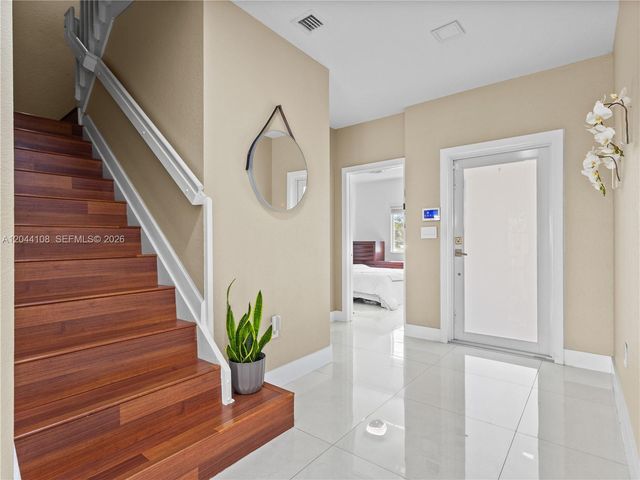 7086 NW 116th Court, Doral, FL 33178