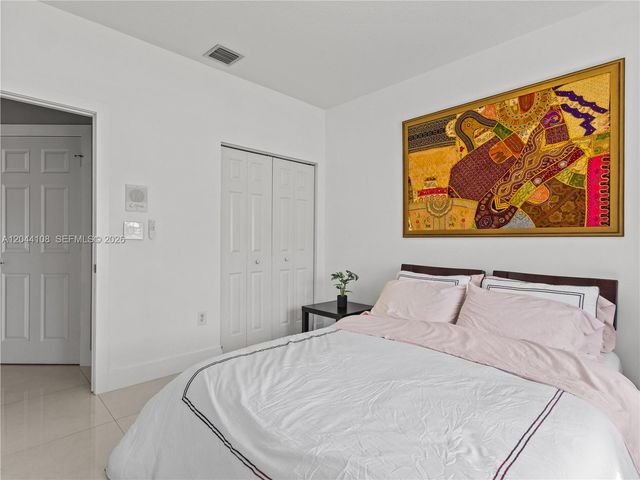 7086 NW 116th Court, Doral, FL 33178