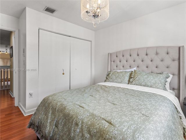 7086 NW 116th Court, Doral, FL 33178