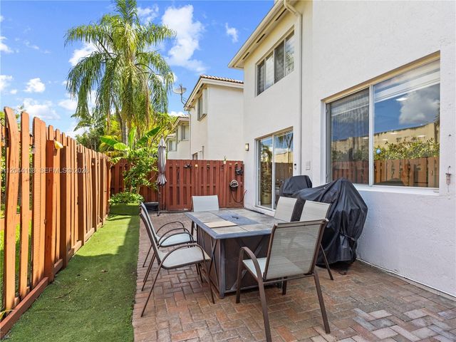 7086 NW 116th Court, Doral, FL 33178