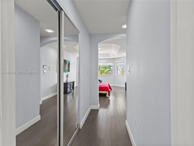 7086 NW 116th Court, Doral, FL 33178