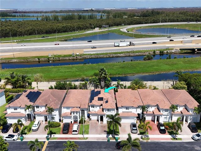 7086 NW 116th Court, Doral, FL 33178
