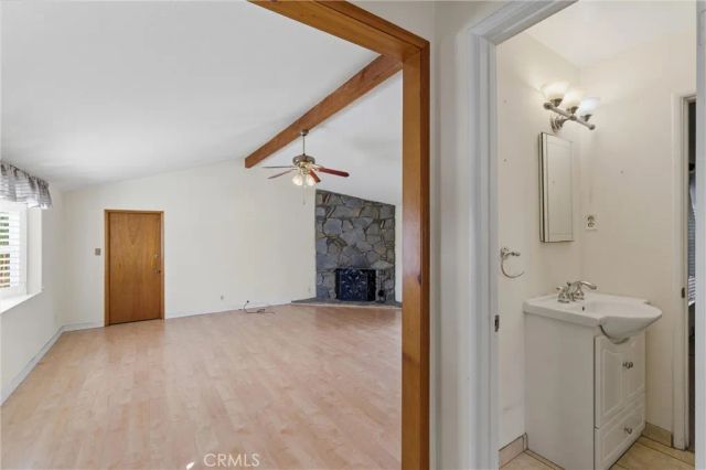 14725 La Capelle, La Mirada, CA 90638