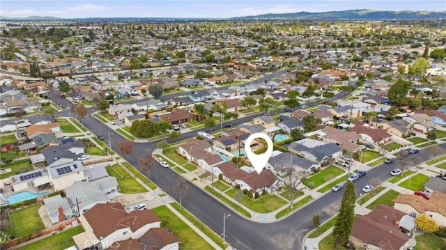 14725 La Capelle, La Mirada, CA 90638