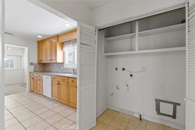 14725 La Capelle, La Mirada, CA 90638