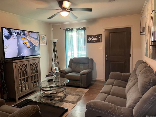 5679 Lemonwood Dr, Baton Rouge, LA 70805