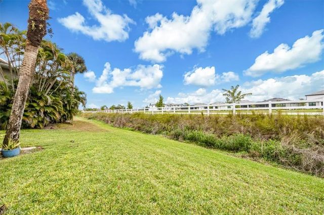 25492 Cockleshell DR # 102, Bonita Springs, FL 34135