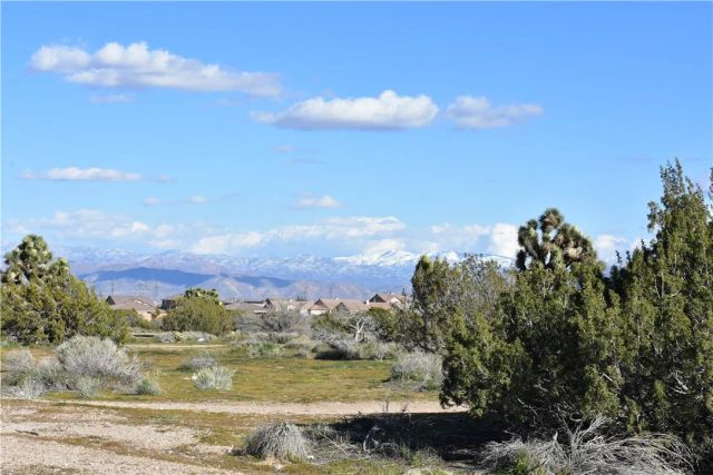 0 Escondido Ave, Hesperia, CA 92344