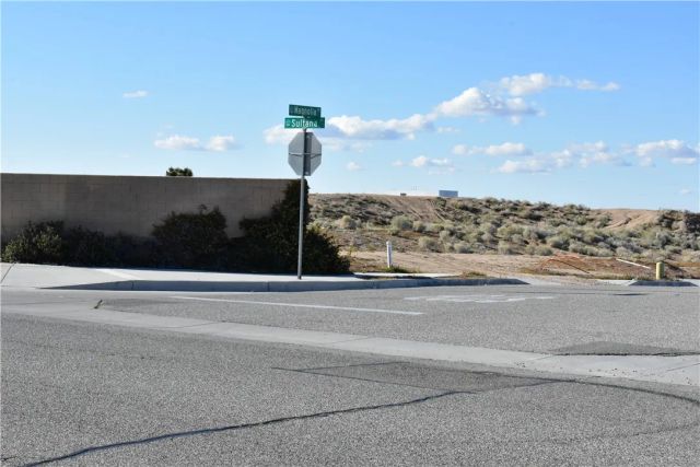 0 Escondido Ave, Hesperia, CA 92344