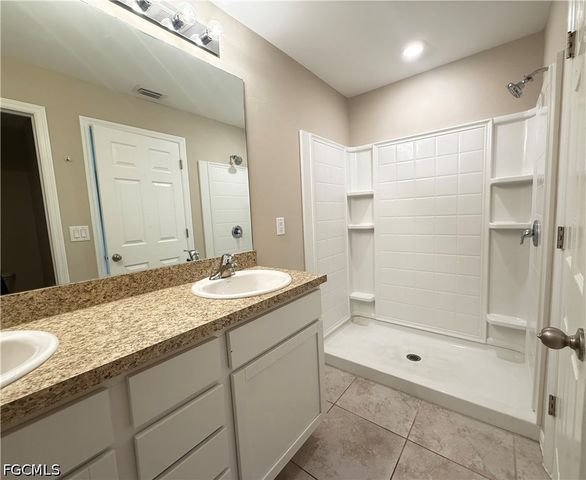 1727 NW 15th ST, Cape Coral, FL 33993