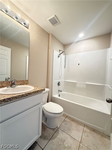 1727 NW 15th ST, Cape Coral, FL 33993
