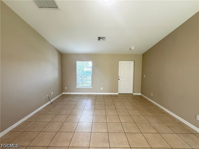 1727 NW 15th ST, Cape Coral, FL 33993