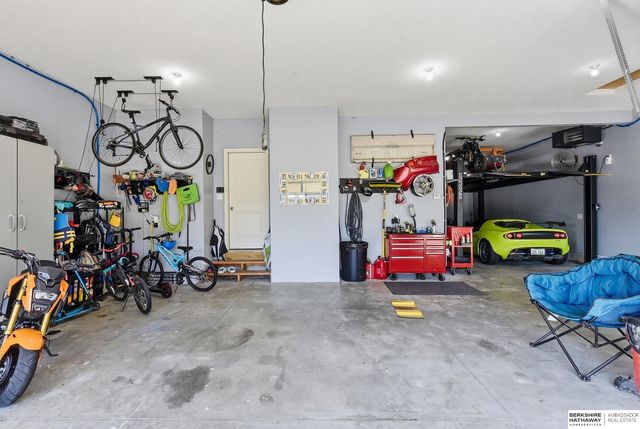 7728 N 159th Street, Bennington, NE 68007
