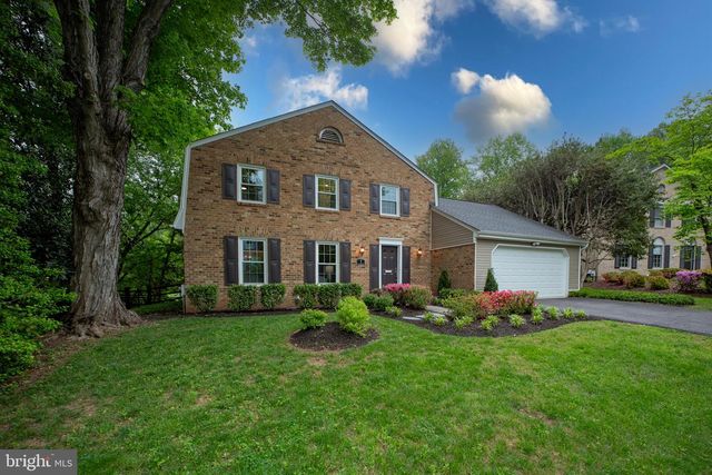 7 OLD CREEK CT, Potomac, MD 20854