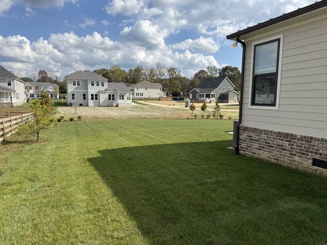 7435 Atwater Cir, Fairview, TN 37062