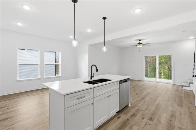 705 Mahogany Court, Warrensburg, MO 64093