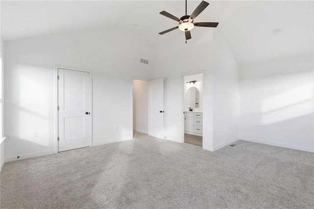 705 Mahogany Court, Warrensburg, MO 64093