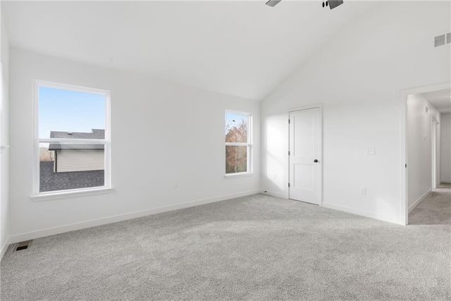 705 Mahogany Court, Warrensburg, MO 64093