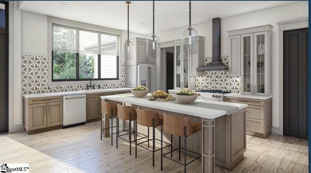 11 Cougar Lane, Greenville, SC 29609