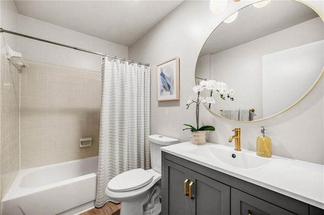 1212 Old Hammond Chase, Atlanta, GA 30350