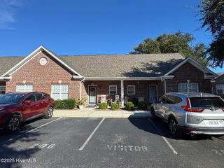 206 Hibiscus Way, Wilmington, NC 28412