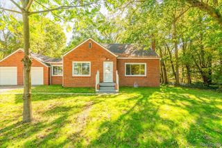 47049 Denton Road, Belleville, MI 48111