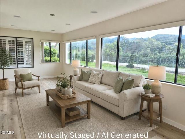 42036 Village 42, Camarillo, CA 93012