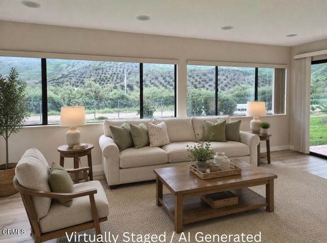 42036 Village 42, Camarillo, CA 93012