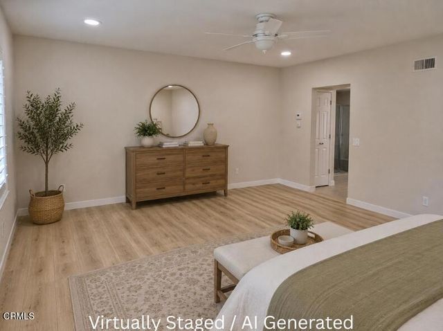 42036 Village 42, Camarillo, CA 93012