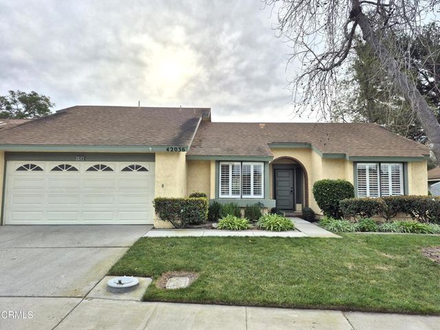 42036 Village 42, Camarillo, CA 93012