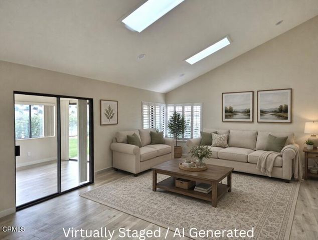 42036 Village 42, Camarillo, CA 93012