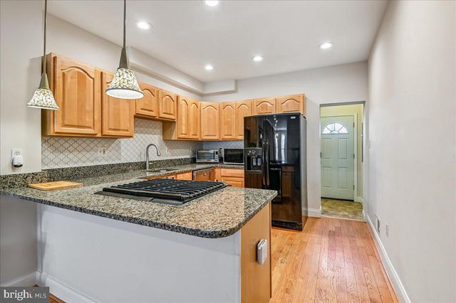 1720 S HANOVER ST, Baltimore, MD 21230