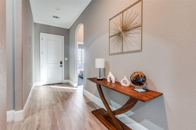 1016 Winters Street, Dallas, TX 75216