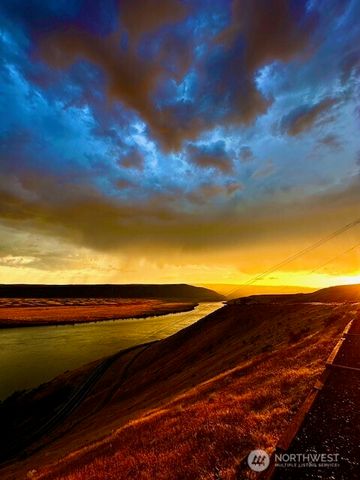 9769 crescent bar Road NW, Quincy, WA 98848