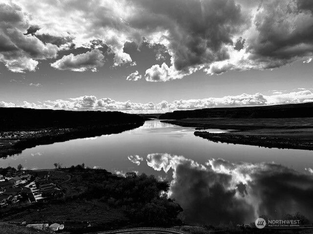 9769 crescent bar Road NW, Quincy, WA 98848