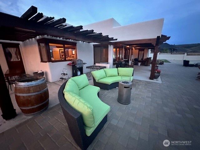 9769 crescent bar Road NW, Quincy, WA 98848