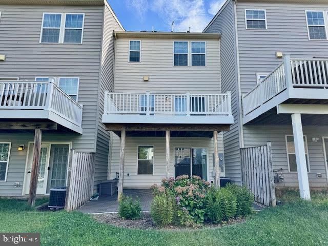 45949 GRAMMERCY TER, Sterling, VA 20166