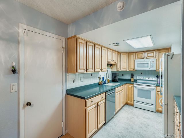 6795 E Arizona Avenue C, Denver, CO 80224