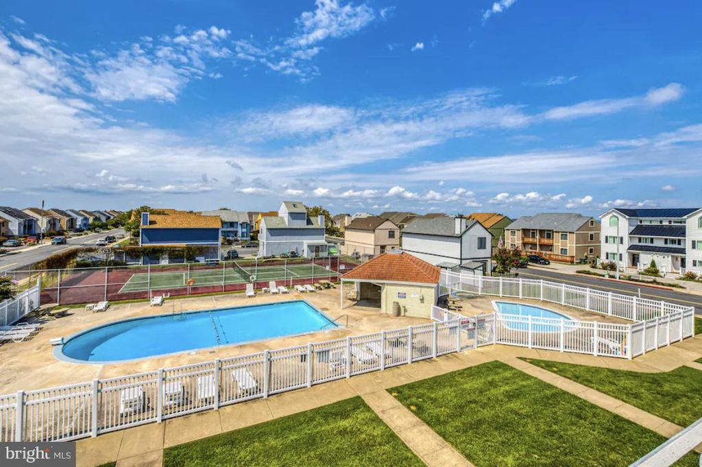 Image 39 of property listing at 510 PENGUIN DR #302, Ocean City, MD 21842