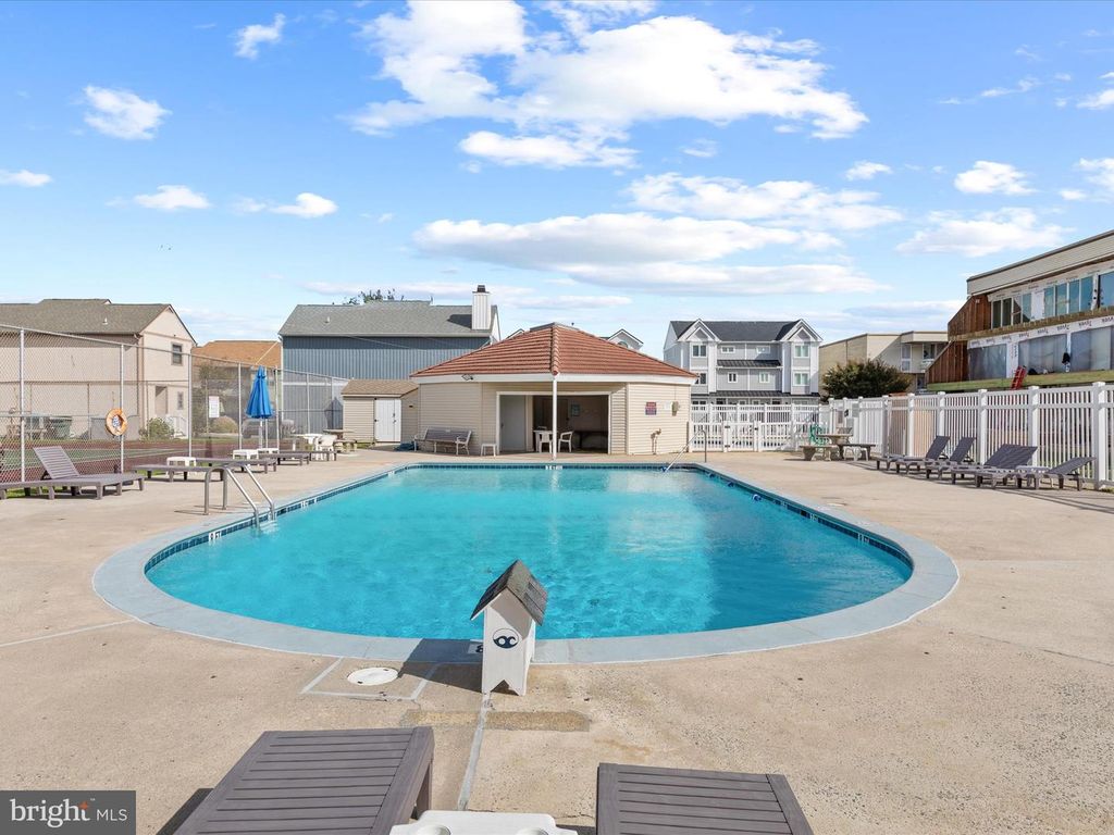Image 40 of property listing at 510 PENGUIN DR #302, Ocean City, MD 21842