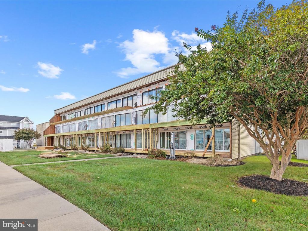 Image 41 of property listing at 510 PENGUIN DR #302, Ocean City, MD 21842
