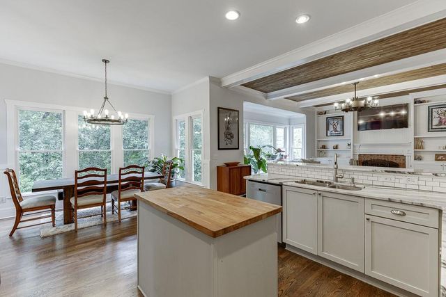 5979 Grand Loop Road, Sugar Hill, GA 30518