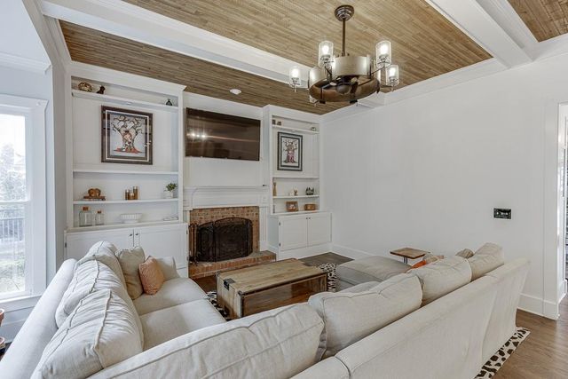 5979 Grand Loop Road, Sugar Hill, GA 30518